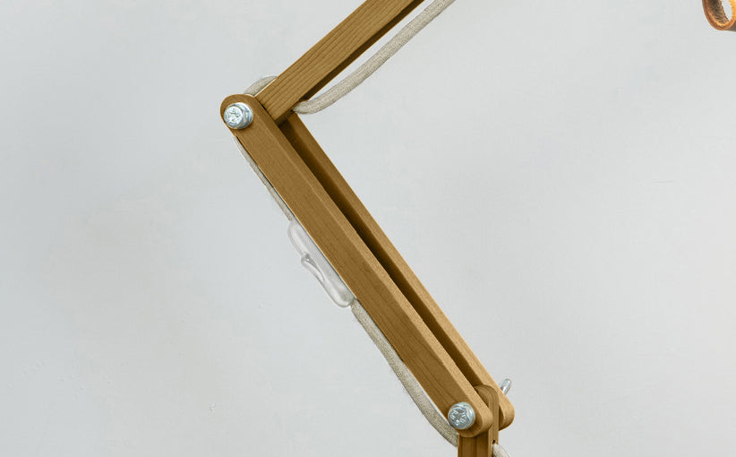 crop=acabado-de-madera&color=rojo-claro&acabado-de-madera=caramelo&color-de-cable=beige|776d80c4d0ef8d3fb704097f93e2644b