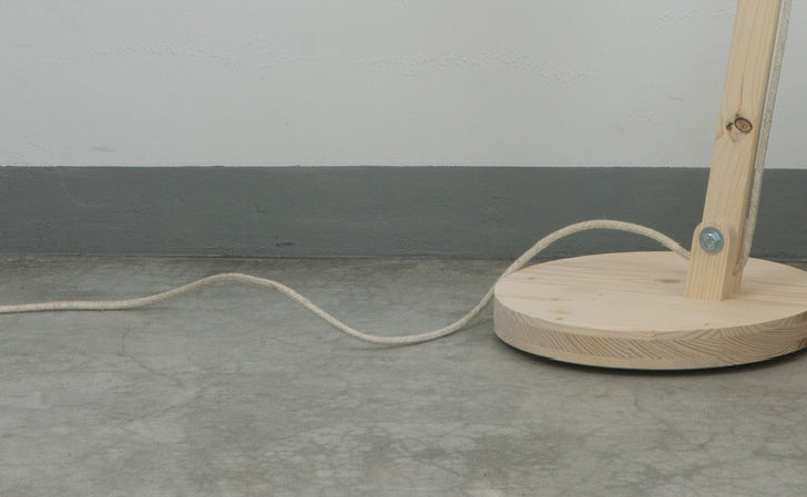 crop=color-de-cable&color=amarillo-yema&acabado-de-madera=natural&color-de-cable=beige|fe8c8e43d11210c44f64095b3f9d5ef3