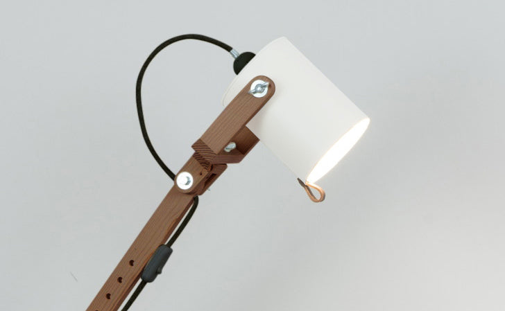 crop=color&color=blanco-mate&acabado-de-madera=cafe&color-de-cable=negro|24f6f53e157755509a3259a38a714f0c