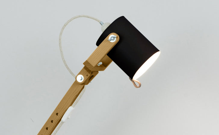 crop=color&color=negro&acabado-de-madera=caramelo&color-de-cable=beige|b3b4df4f3af1dbd472aefba8efac43c5
