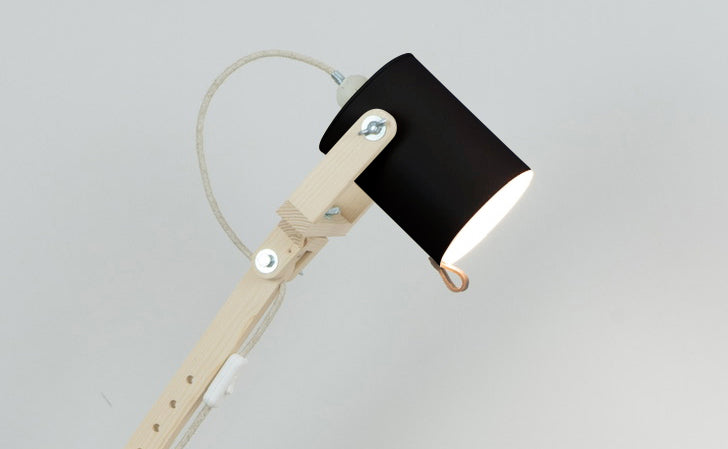 crop=color&color=negro&acabado-de-madera=natural&color-de-cable=beige|1ad5973a467fcd12eefad14c9f25dfd9
