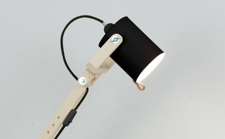 crop=color&color=negro&acabado-de-madera=natural&color-de-cable=negro|6ac157e47fa806bf509f898f11ac3f11