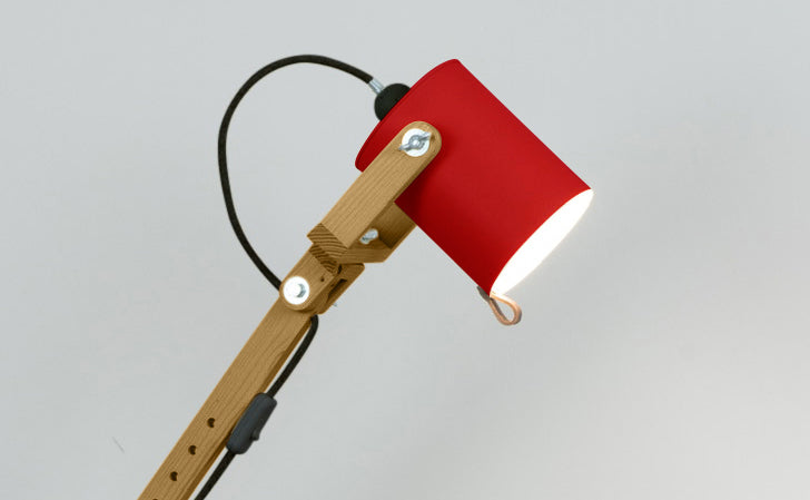 crop=color&color=rojo-claro&acabado-de-madera=caramelo&color-de-cable=negro|8622690766dcc2e8e56cc87d84a99b4b