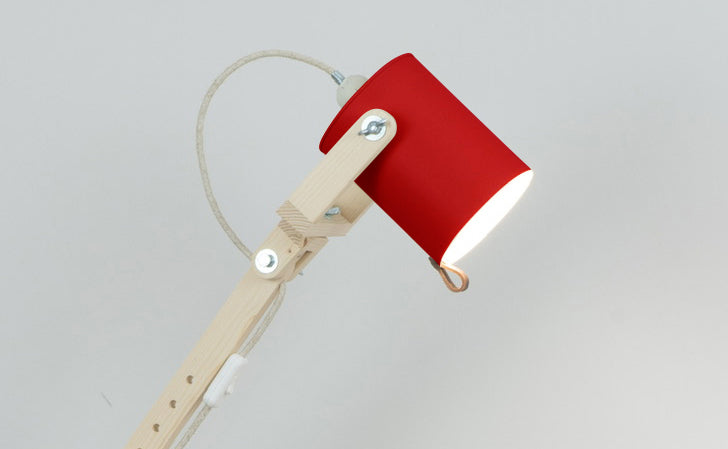 crop=color&color=rojo-claro&acabado-de-madera=natural&color-de-cable=beige|904c2beb7b8bd2d06df8767451a4e0ba