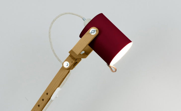 crop=color&color=rojo-vino&acabado-de-madera=caramelo&color-de-cable=beige|040e3a81a172abe71e5c52cc8245ae9b