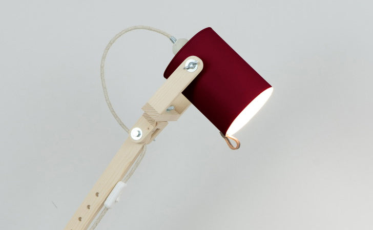 crop=color&color=rojo-vino&acabado-de-madera=natural&color-de-cable=beige|80cc6b7e10af7e99d3435277f31aa244