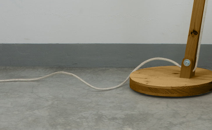 crop=color-de-cable&color=rosa-palo&acabado-de-madera=caramelo&color-de-cable=beige|b61189eb752a2ed13624f4b8434a78b9
