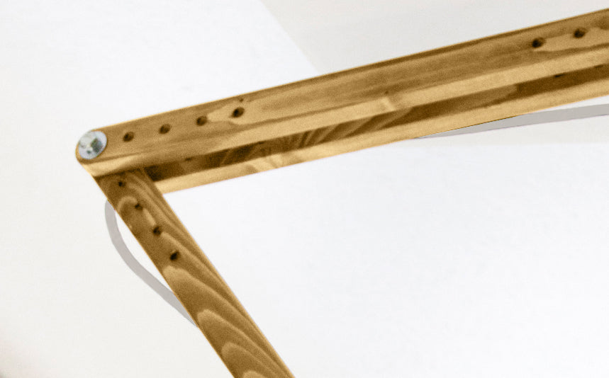 crop=acabado-de-madera&tamano=l&color=amarillo-claro&acabado-de-madera=caramelo&color-de-cable=beige|9a473c04c55c582ff7a6fd0d369ef090
