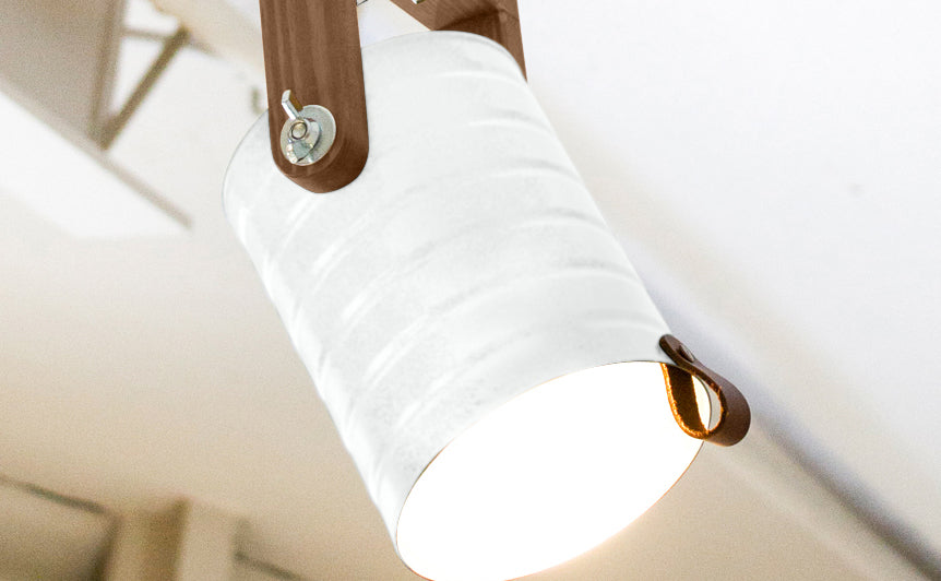 crop=color&tamano=l&color=blanco-mate&acabado-de-madera=cafe&color-de-cable=beige|02cbfaaaf0008fd26a8f43b1c9d434de