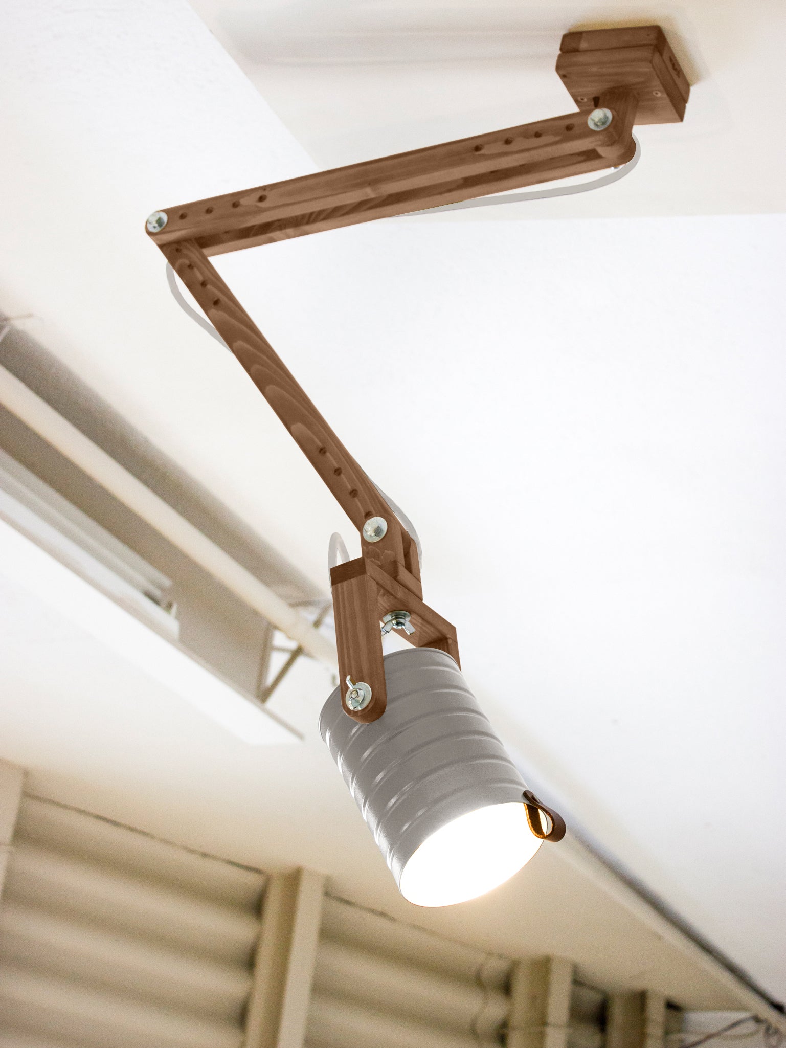 tamano=l&color=gris-koala&acabado-de-madera=cafe&color-de-cable=beige|19f85f2fa910f7e5fdda3fe9de3a18a9