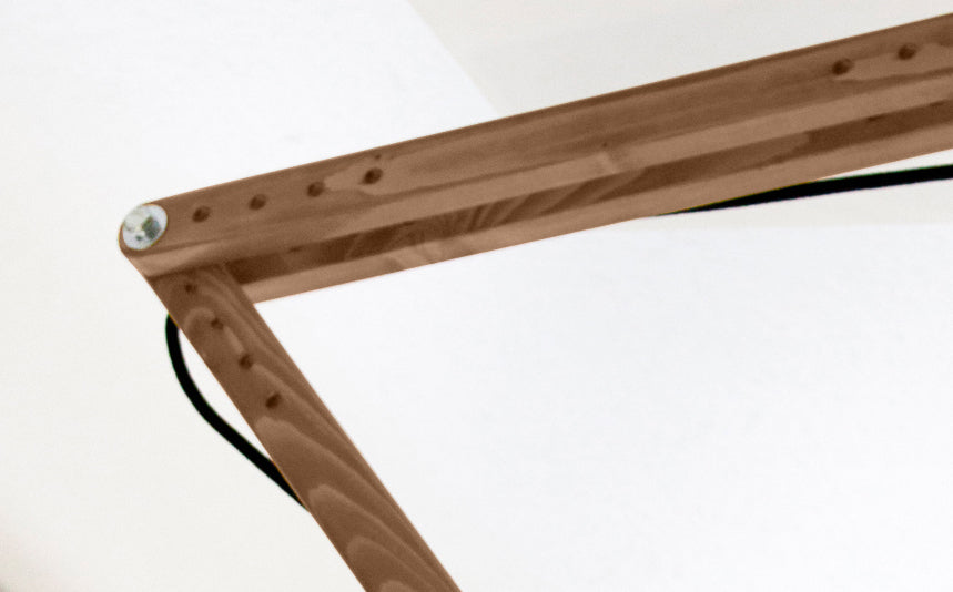 crop=acabado-de-madera&tamano=l&color=morado&acabado-de-madera=cafe&color-de-cable=negro|60350f76f4231c7a1bdc6da0c8c87789