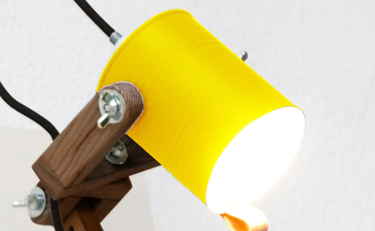 crop=color&tamano=m&color=amarillo-claro&acabado-de-madera=cafe&color-de-cable=negro|22fa8b4ea58162a791d647fde4787876