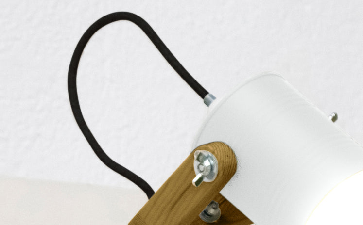 crop=color-de-cable&tamano=m&color=blanco-mate&acabado-de-madera=caramelo&color-de-cable=negro|3b36d41d42b03e0c84e5a73e39dc59bc