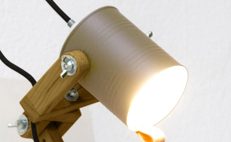 crop=color&tamano=m&color=gris-koala&acabado-de-madera=caramelo&color-de-cable=negro|520732a006d63345a8232f4bf60463af