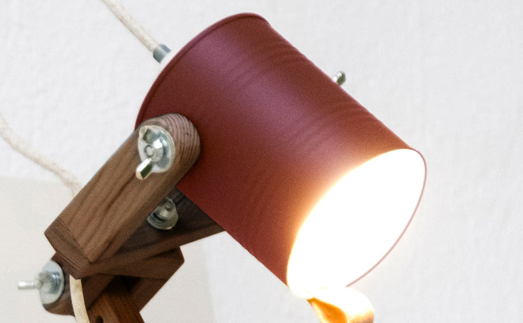 crop=color&tamano=m&color=morado&acabado-de-madera=cafe&color-de-cable=beige|9b442dc96110b9d918885b523c8a3551