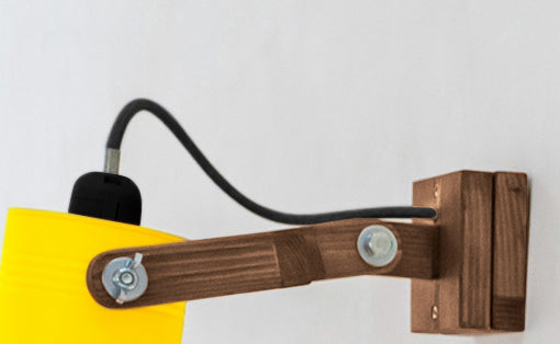 crop=color-de-cable&tamano=s&color=amarillo-claro&acabado-de-madera=cafe&color-de-cable=negro|f592a5eef8b893d40da8680ec4d61459