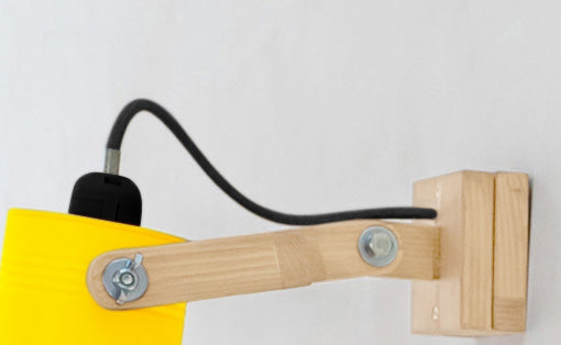 crop=color-de-cable&tamano=s&color=amarillo-claro&acabado-de-madera=natural&color-de-cable=negro|a1244408770f802d19321c70e4f08c38