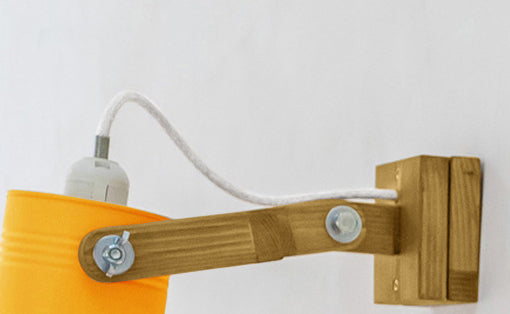 crop=color-de-cable&tamano=s&color=amarillo-yema&acabado-de-madera=caramelo&color-de-cable=beige|cf597e25201eb7c0946f1ad4614a1017