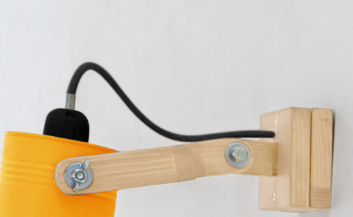 crop=color-de-cable&tamano=s&color=amarillo-yema&acabado-de-madera=natural&color-de-cable=negro|f4dfc08104a693dad0dd901460aad5ac
