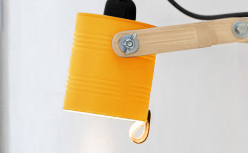 crop=color&tamano=s&color=amarillo-yema&acabado-de-madera=natural&color-de-cable=negro|f4dfc08104a693dad0dd901460aad5ac