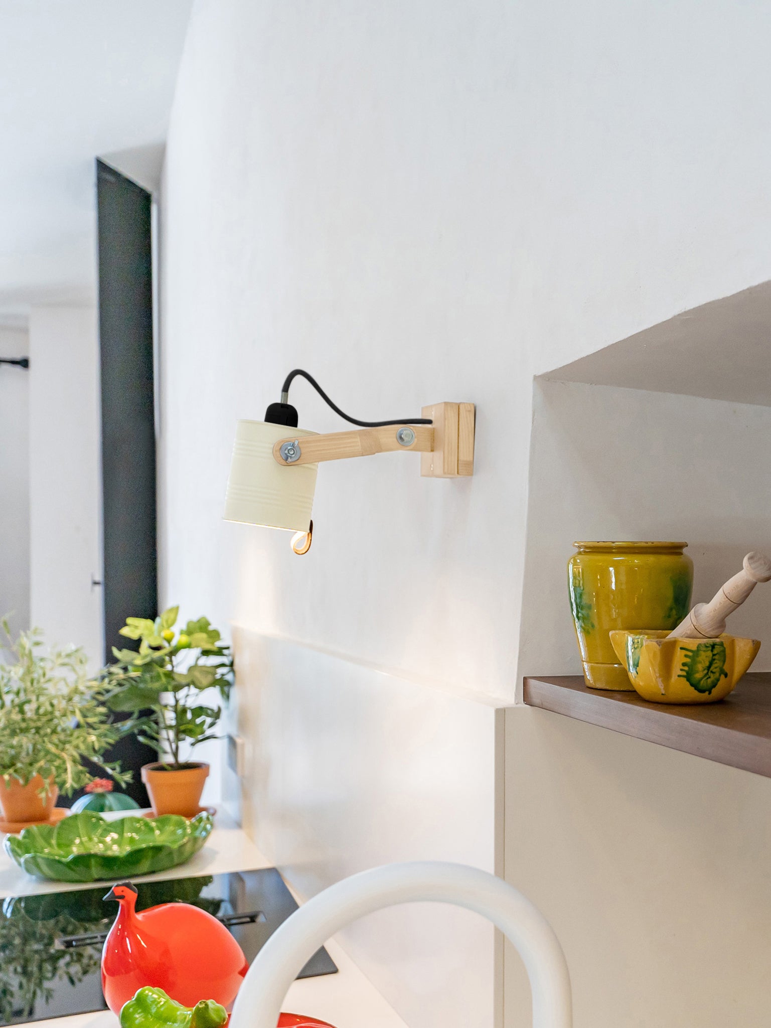 tamano=s&color=blanco-hueso&acabado-de-madera=natural&color-de-cable=negro|3e5e995aef81aab47b2831052db2ddfc