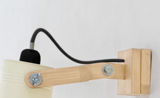 crop=color-de-cable&tamano=s&color=blanco-hueso&acabado-de-madera=natural&color-de-cable=negro|3e5e995aef81aab47b2831052db2ddfc