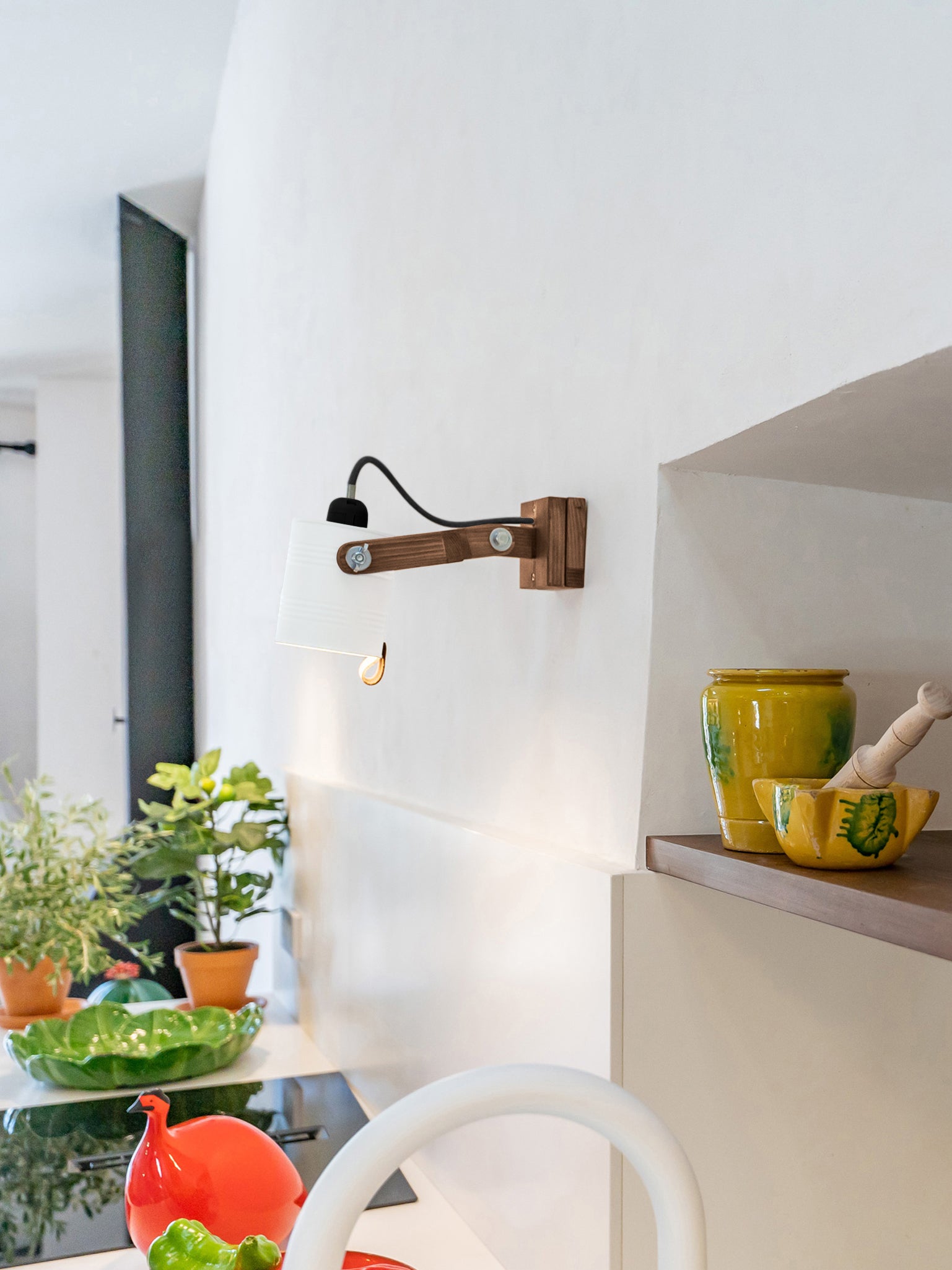 tamano=s&color=blanco-mate&acabado-de-madera=cafe&color-de-cable=negro|21340ead895d4a02d21c3776ce26718b