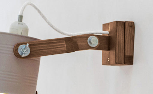 crop=acabado-de-madera&tamano=s&color=gris-koala&acabado-de-madera=cafe&color-de-cable=beige|7c4541c51e408ab68f931ab44081d389