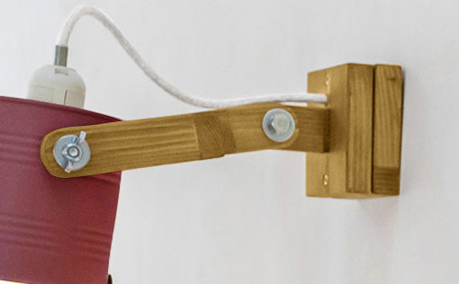 crop=acabado-de-madera&tamano=s&color=morado&acabado-de-madera=caramelo&color-de-cable=beige|d81ebf13c55074348e97021338f4addc