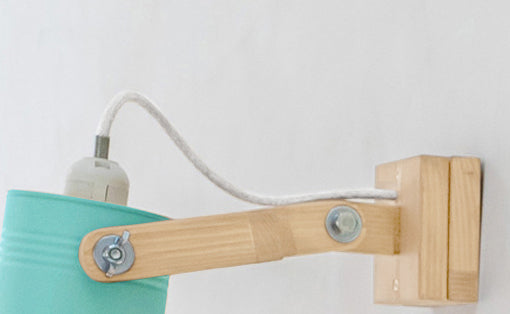 crop=color-de-cable&tamano=s&color=verde-bali&acabado-de-madera=natural&color-de-cable=beige|4ce9ad36eb45c67adca14f0479039db2