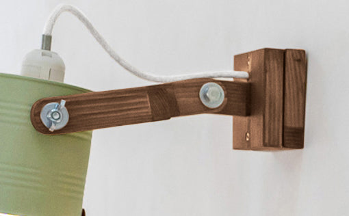 crop=acabado-de-madera&tamano=s&color=verde-bonsai&acabado-de-madera=cafe&color-de-cable=beige|018f137b994151af46cb5cca85650510