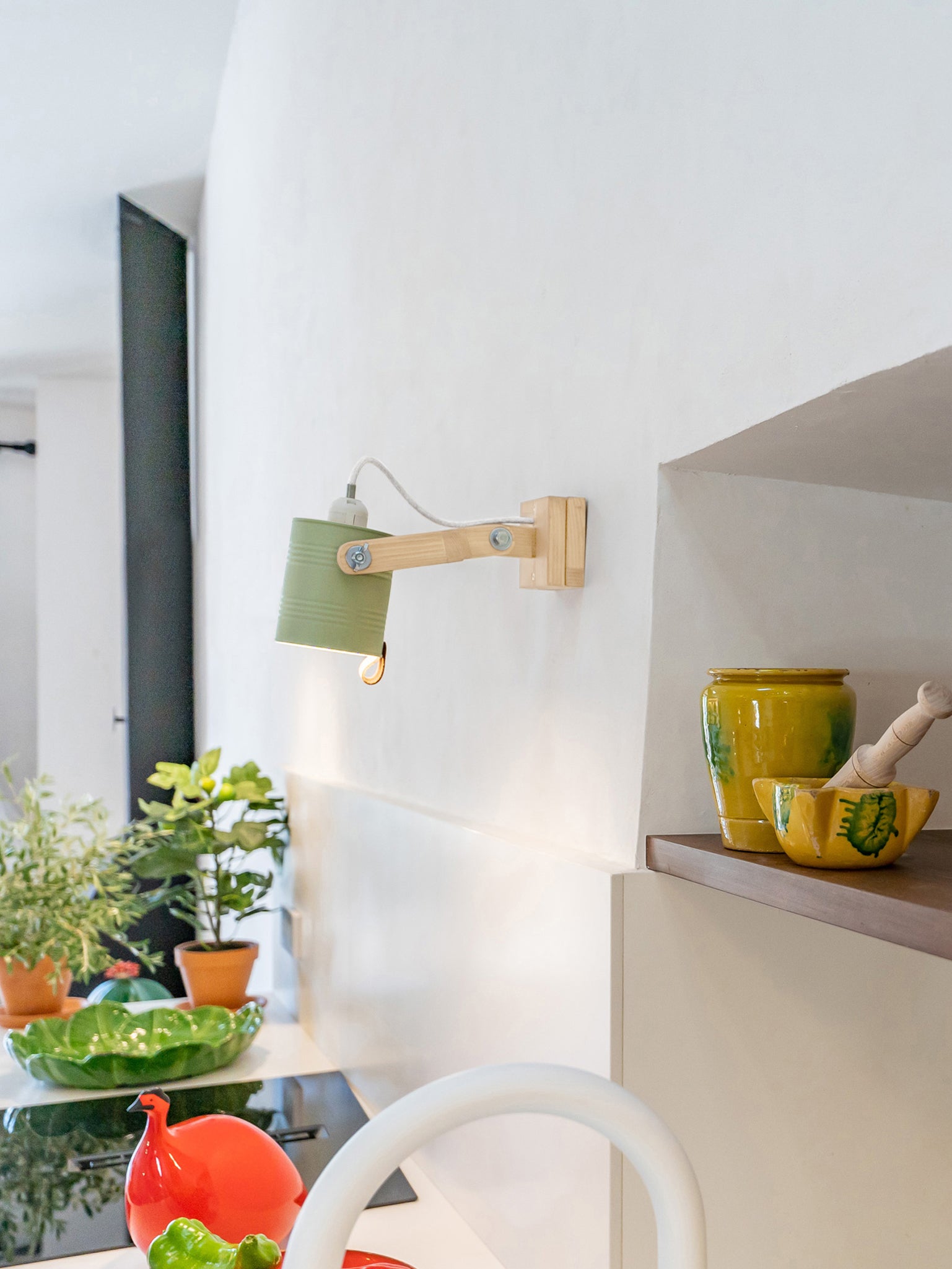 tamano=s&color=verde-bonsai&acabado-de-madera=natural&color-de-cable=beige|e66f22c3a05e307a75b2cc8c8f6381d2