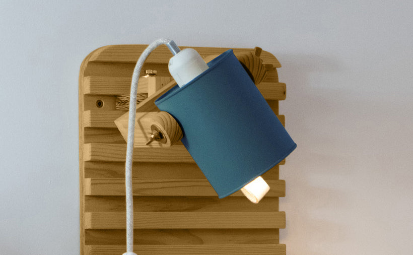 crop=color&color=azul-oscuro&acabado-de-madera=caramelo&color-de-cable=beige|466172269bbac22c915c5f88b2dce373