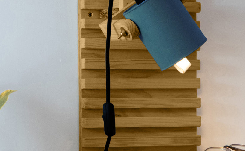 crop=color-de-cable&color=azul-oscuro&acabado-de-madera=caramelo&color-de-cable=negro|32bc980ebed9f56370b97ab759c4736e