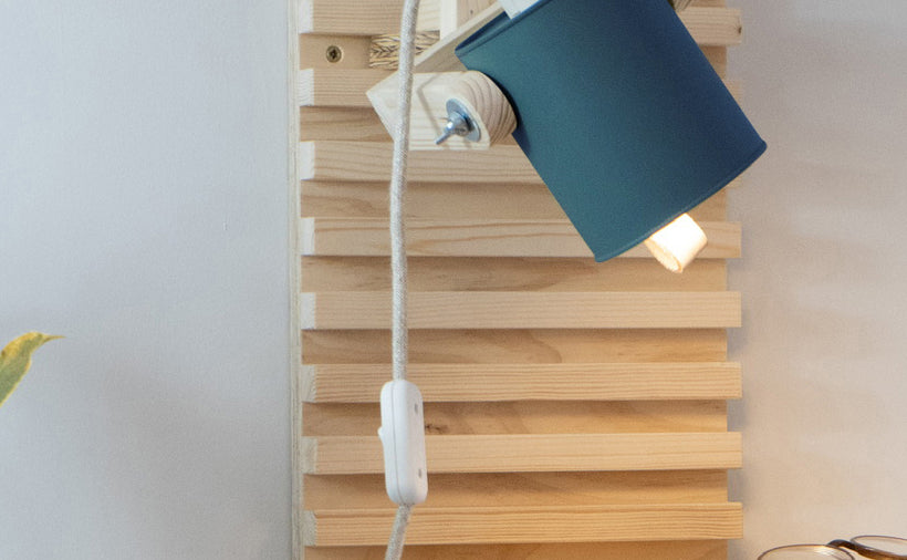 crop=color-de-cable&color=azul-oscuro&acabado-de-madera=natural&color-de-cable=beige|6305bc75c06f8e34dc62c30b04e9d0df