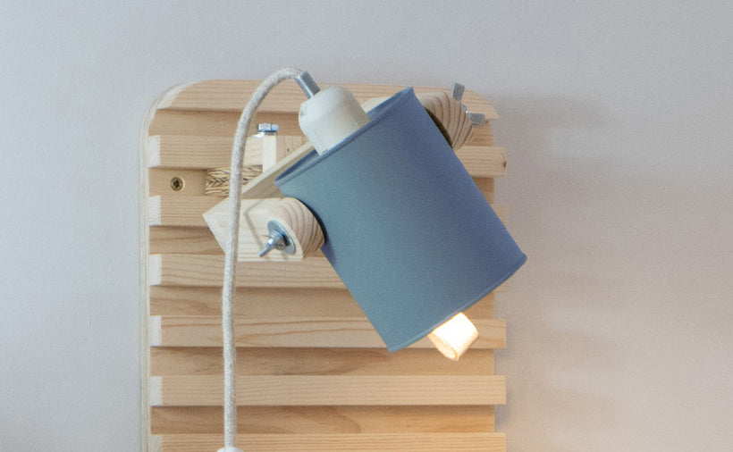 crop=color&color=gris-azulado&acabado-de-madera=natural&color-de-cable=beige|10bd80ac375c86451ac5ea046dfaf15c