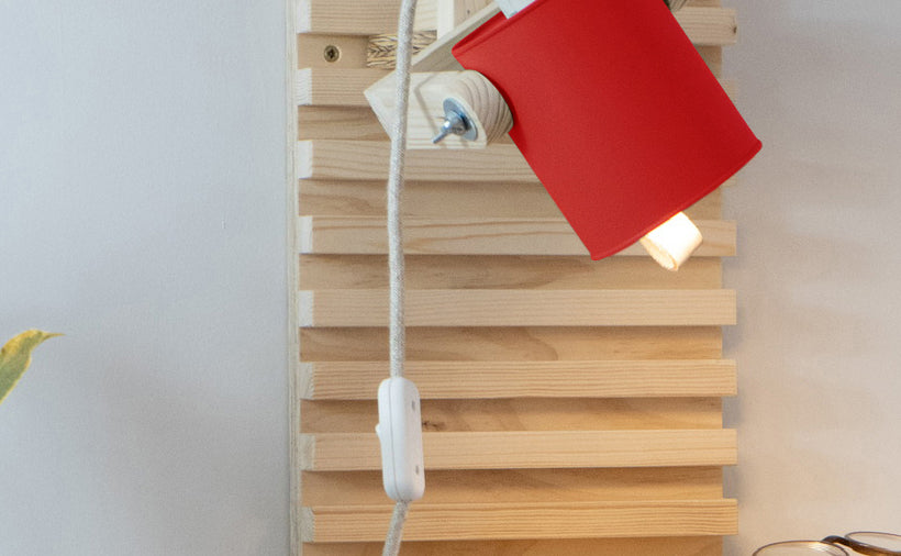 crop=color-de-cable&color=rojo-claro&acabado-de-madera=natural&color-de-cable=beige|904c2beb7b8bd2d06df8767451a4e0ba