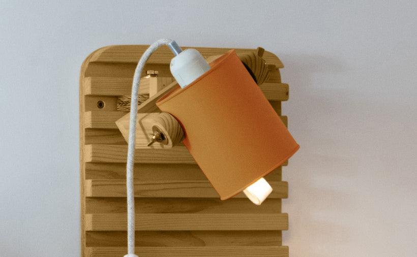 crop=color&color=terracota&acabado-de-madera=caramelo&color-de-cable=beige|5e5f7715fd4b0de3b13e06ede1382251