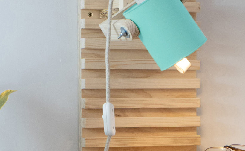 crop=color-de-cable&color=verde-bali&acabado-de-madera=natural&color-de-cable=beige|9242ede102b6f52f9dd8ba273c7c0b4a