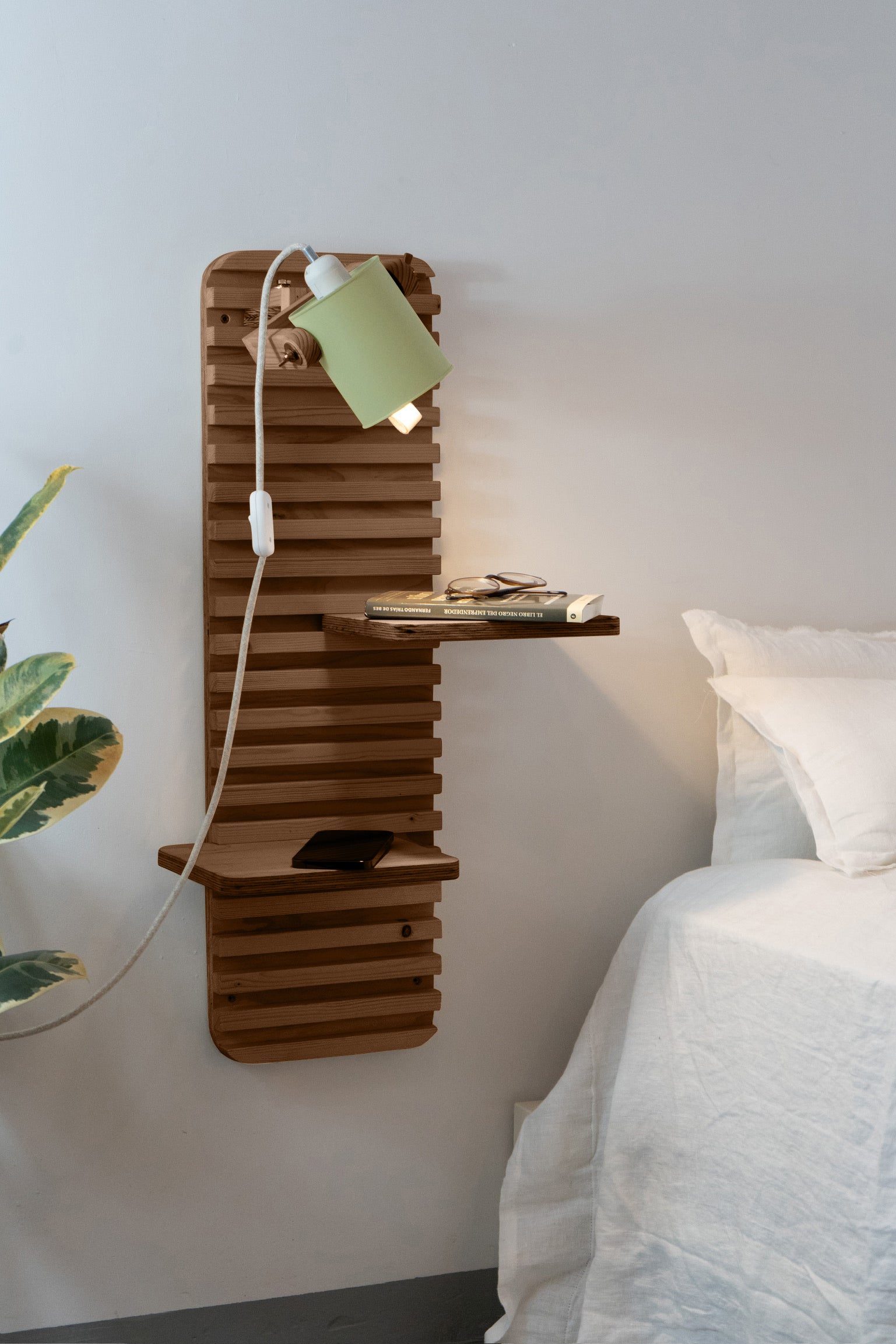 color=verde-bonsai&acabado-de-madera=cafe&color-de-cable=beige|3b439c91c22795824b1bb399308657b6
