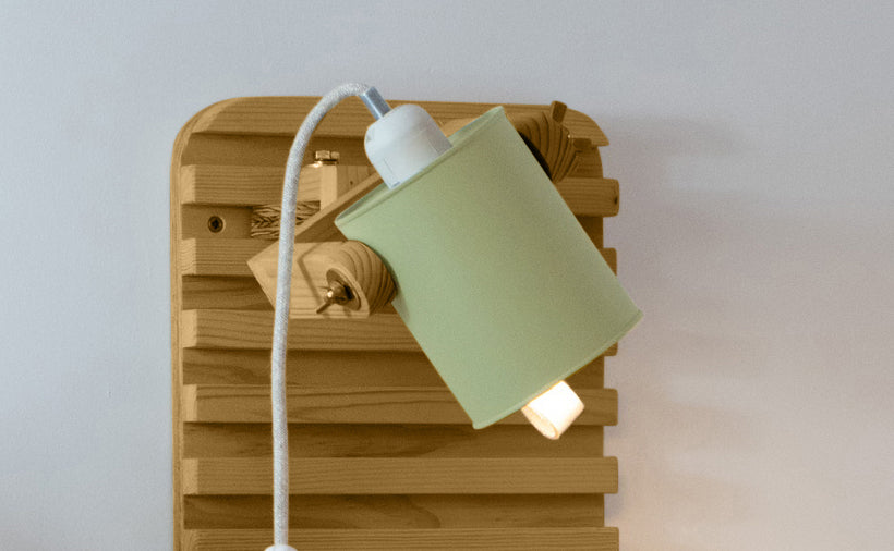 crop=color&color=verde-bonsai&acabado-de-madera=caramelo&color-de-cable=beige|ee5e2ed845344aa9078b83994c585a9c