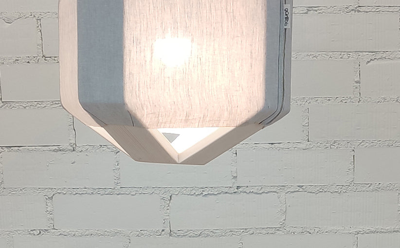 crop=acabado-de-madera&tamano=m&color=beige&acabado-de-madera=natural&color-de-cable=beige|4951bb91a36a3d962f3526bfcb414529