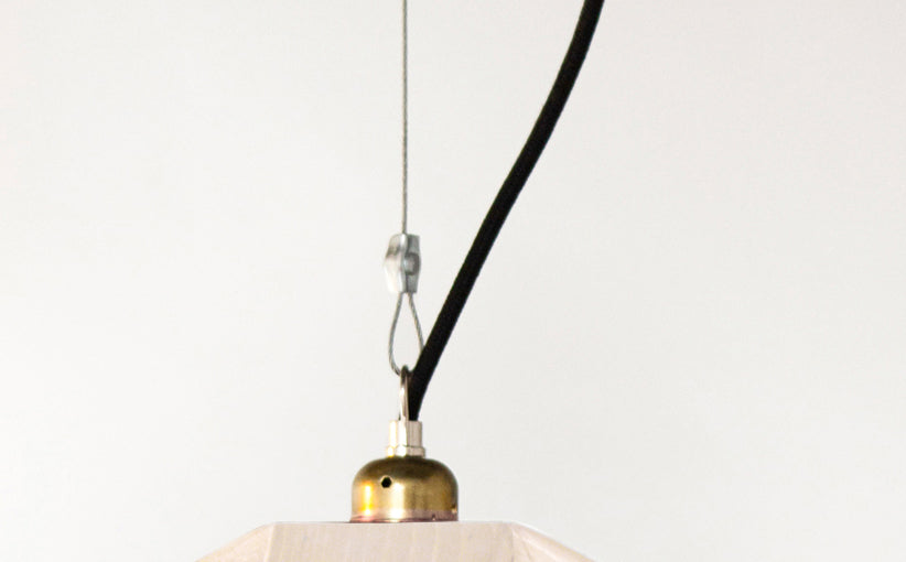 crop=color-de-cable&tamano=s&color=beige&acabado-de-madera=natural&color-de-cable=negro|255083f003635da3219acdd993280fea