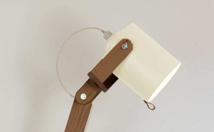 crop=color&color=blanco-hueso&acabado-de-madera=cafe&color-de-cable=beige|72becce0bc341f3f10c01df7f89ee751