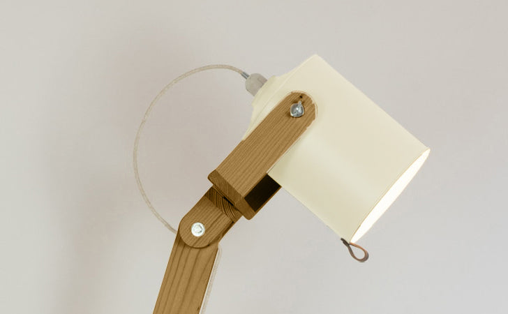 crop=color&color=blanco-hueso&acabado-de-madera=caramelo&color-de-cable=beige|44025a7484c3baa00f4ae44bd868db08