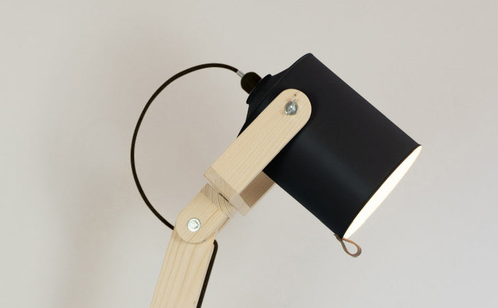 crop=color&color=negro&acabado-de-madera=natural&color-de-cable=negro|6ac157e47fa806bf509f898f11ac3f11