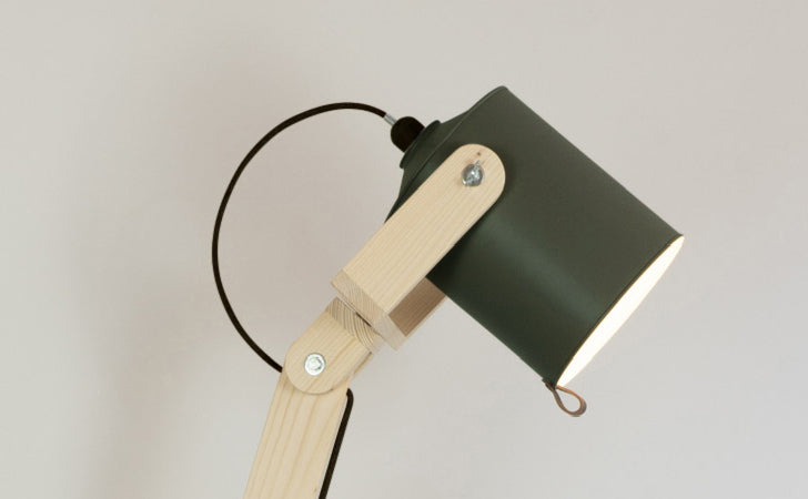 crop=color&color=verde-borneo&acabado-de-madera=natural&color-de-cable=negro|003571fccae5ba4d7b1cdc943d8cc94c