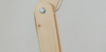 crop=acabado-de-madera&color=amarillo-claro&acabado-de-madera=natural&color-de-cable=beige|b2c634688f68866755d635d5ae705083