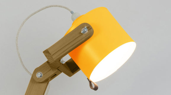 crop=color&color=amarillo-yema&acabado-de-madera=caramelo&color-de-cable=beige|42a7363e2bee757751adccc568dc4324