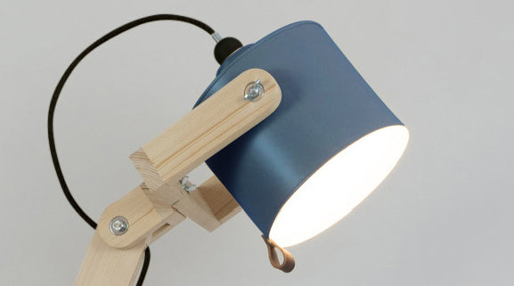 crop=color&color=gris-azulado&acabado-de-madera=natural&color-de-cable=negro|8b2af00a7f807c85e42524a2032b38aa